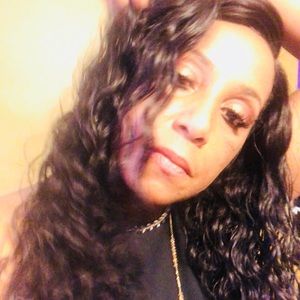 Meet your Posher, Marcia